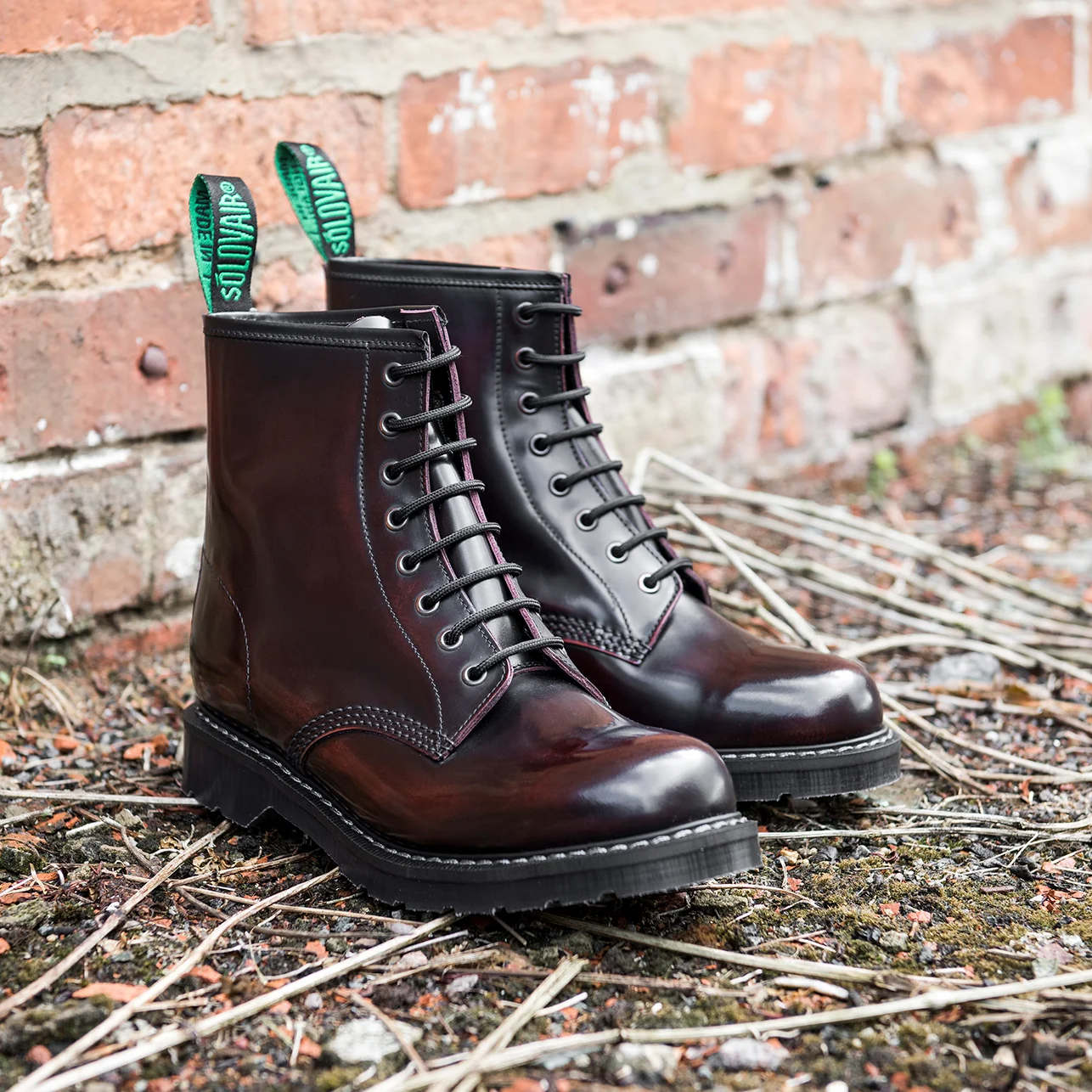 Derby Boot 8 Eye - Burgundy Rub-Off